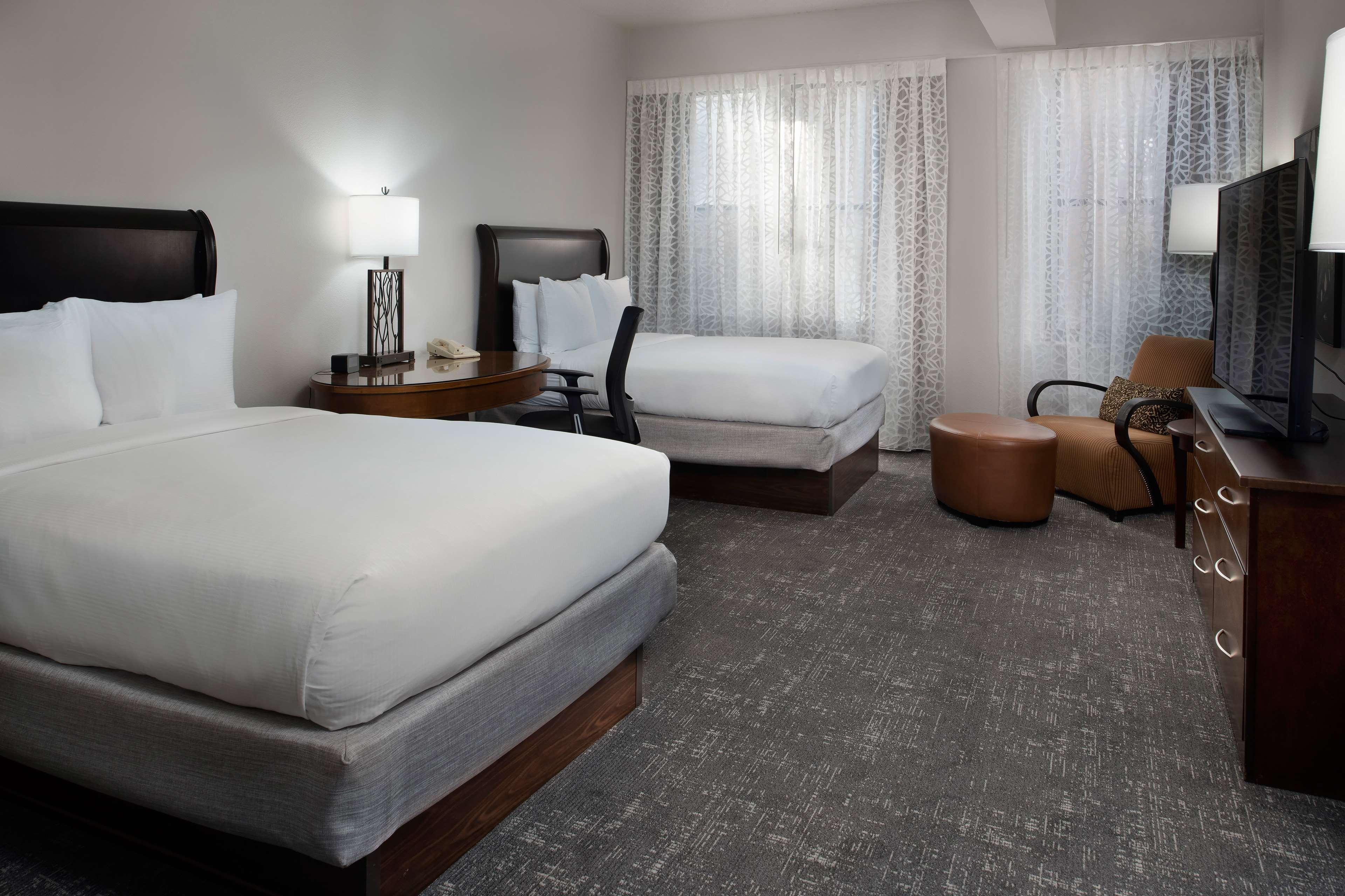 Holiday Inn - Memphis Downtown - Beale St. By Ihg Екстер'єр фото