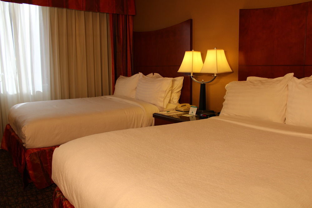 Holiday Inn - Memphis Downtown - Beale St. By Ihg Екстер'єр фото