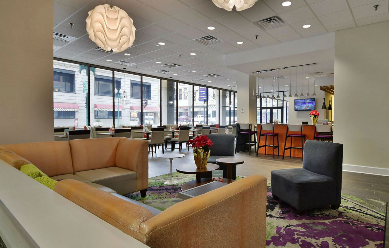 Holiday Inn - Memphis Downtown - Beale St. By Ihg Екстер'єр фото